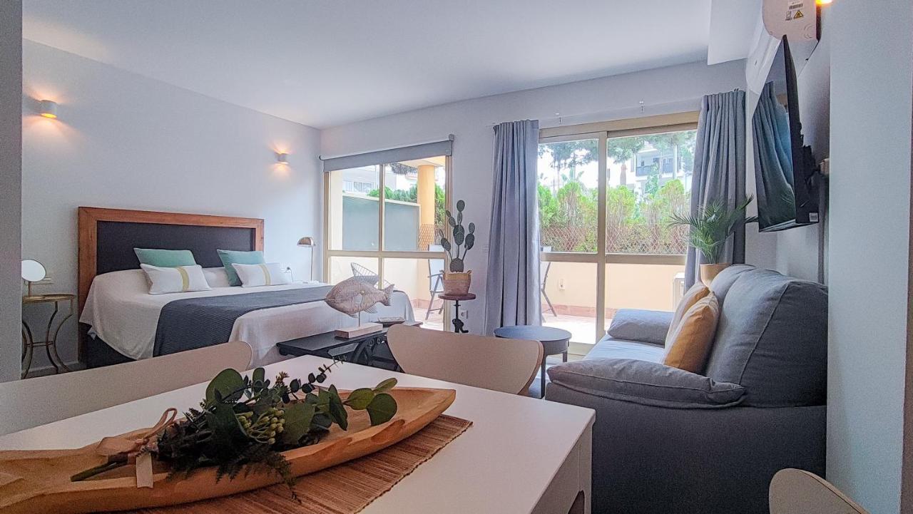 Oleholidays 402 Romana Playa Junto Al Mar Appartement Marbella